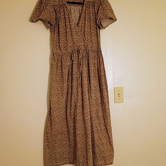 Dawn Dress In Berry Ditsy Red - Picture 3 of 5